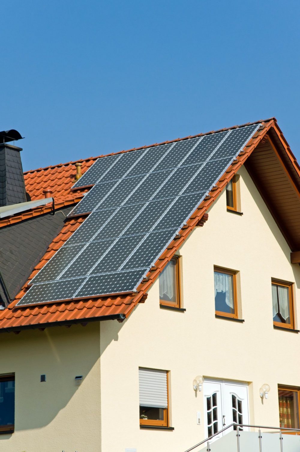 roof-with-solar-panels-in-germany-e1617069647324.jpg